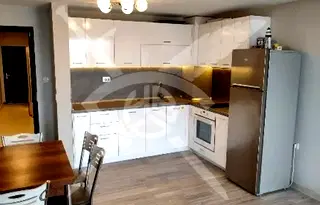 Тристаен апартамент в Бургас, Несебър