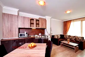 Тристаен апартамент в Бургас, Поморие