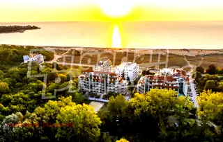 Тристаен апартамент в Бургас, Приморско