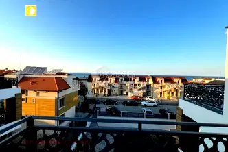 Тристаен апартамент в Бургас, Созопол