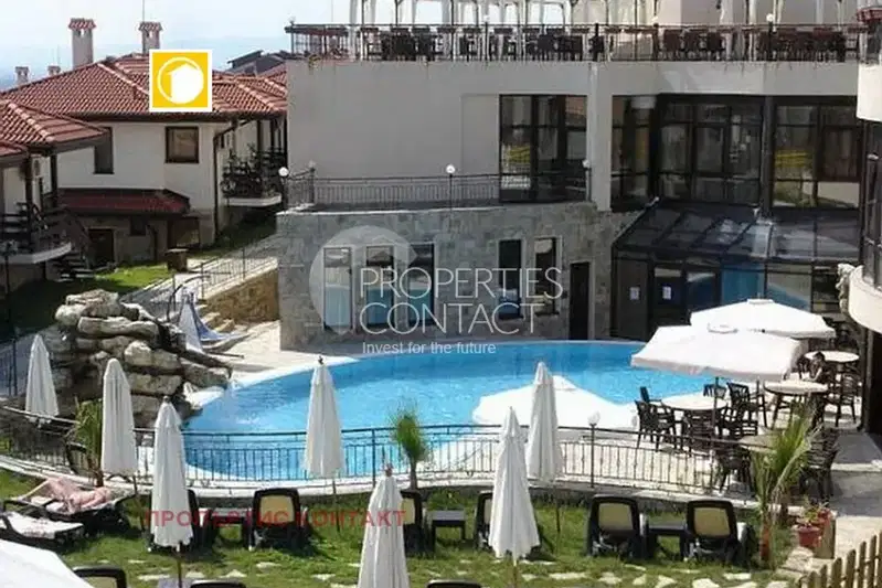 Тристаен апартамент в Бургас, с. Кошарица