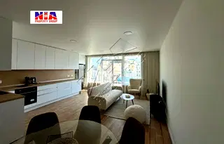 Тристаен апартамент в Бургас, с. Равда