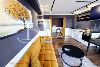 Тристаен апартамент в Бургас, с. Равда