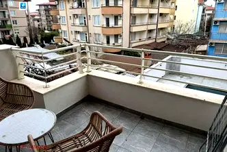 Тристаен апартамент в Бургас, с. Равда