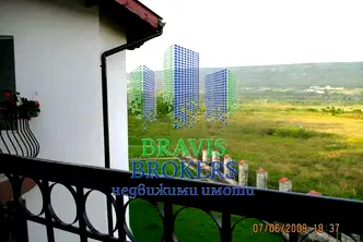 Тристаен апартамент в Добрич, с. Рогачево
