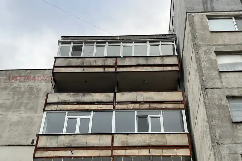 Тристаен апартамент в Търговище, Попово