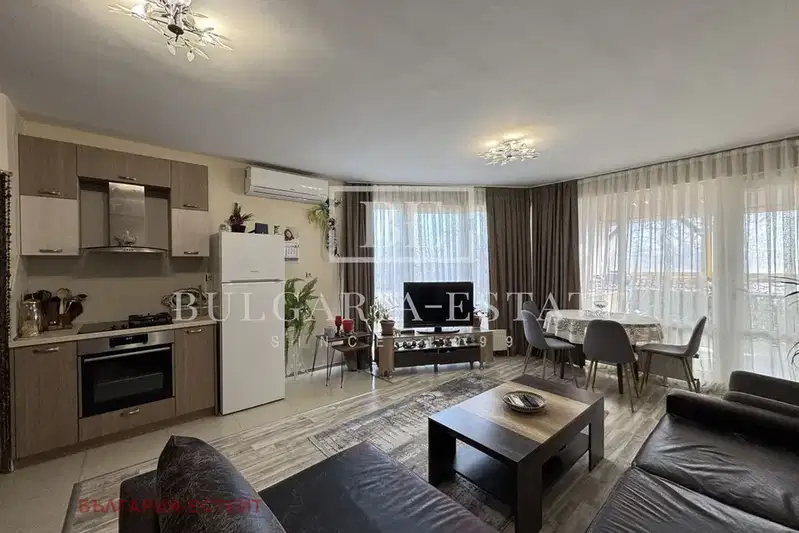 3-bedroom apartment in Oblast Varna, Ezerovo