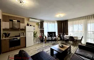 Тристаен апартамент във Варна, с. Езерово