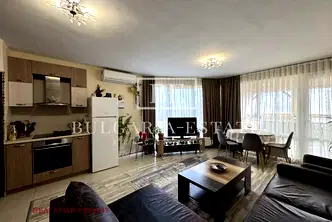 Тристаен апартамент във Варна, с. Езерово
