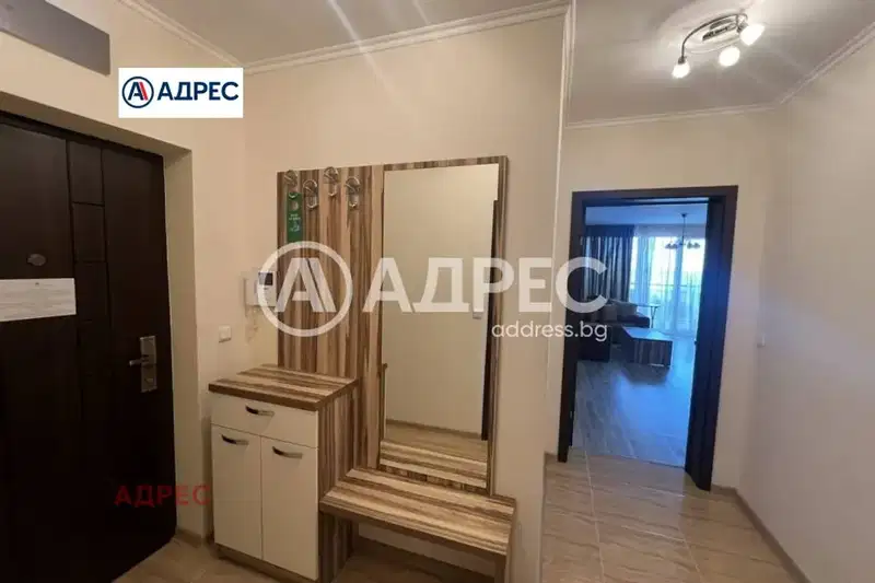 Тристаен апартамент във Варна, с. Шкорпиловци