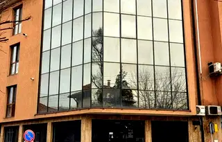 Заведение в Кюстендил, Център