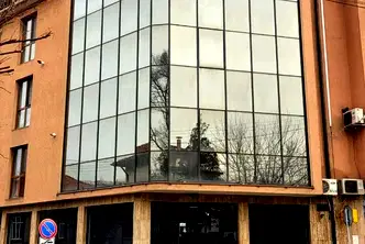 Заведение в Кюстендил, Център