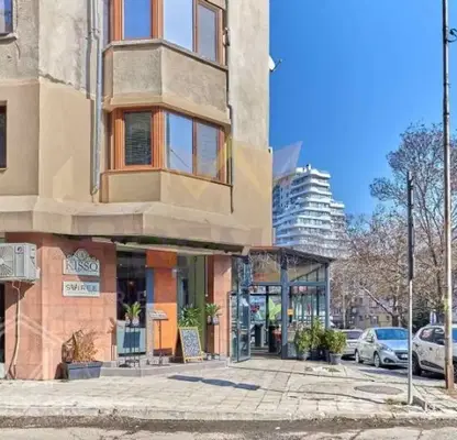 Снимка 4 — Заведение в Бургас, Лазур