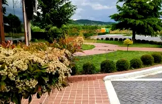 Заведение в Бургас, Карнобат