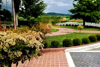 Заведение в Бургас, Карнобат
