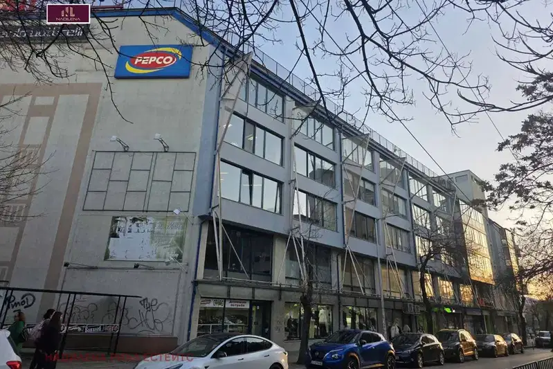 Shop in Благоев, Идеален център