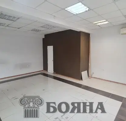 Снимка 4 — Магазин в Русе, Широк център