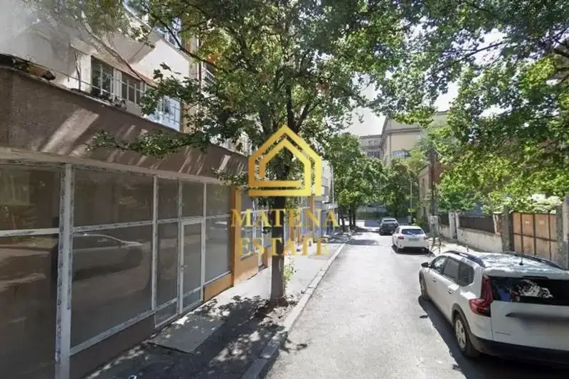 Магазин в София, Център