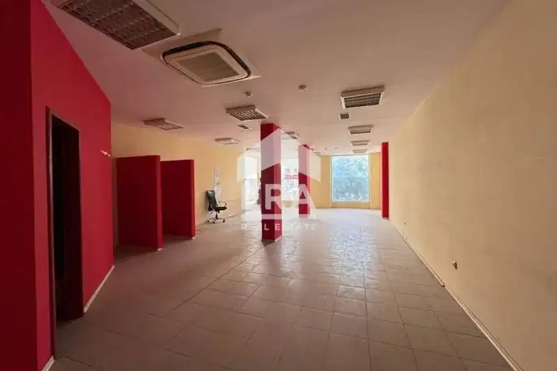 Shop in Varna, Vyzrajdane 1
