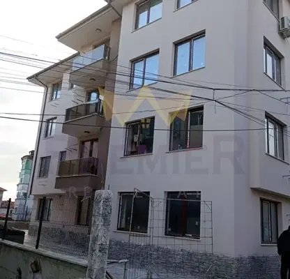 Снимка 2 — апартамент в Бургас, Айтос