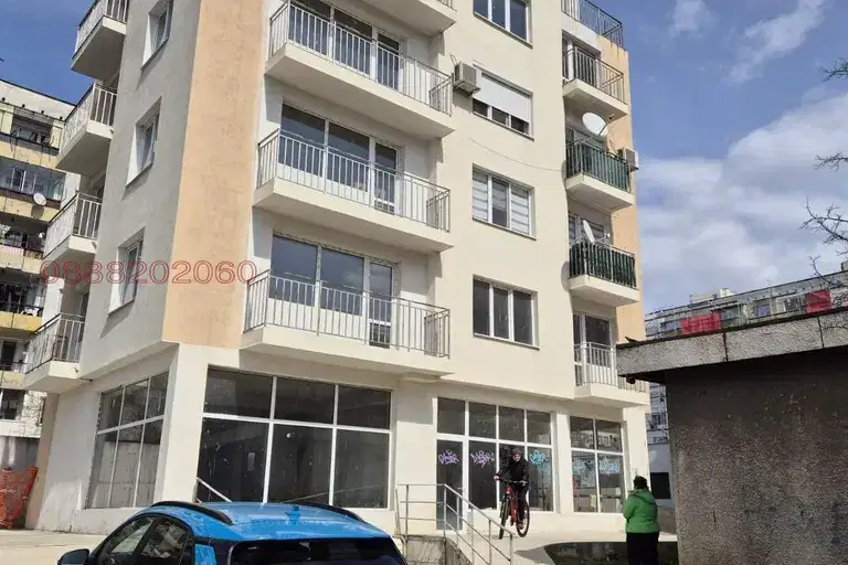 Двустаен апартамент в Еленово 1, Благоевград с паркинг