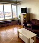 Просторен 3-стаен апартамент с гледка към морето в Център, Бургас