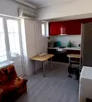 Тристаен апартамент с две тераси в Център, Бургас