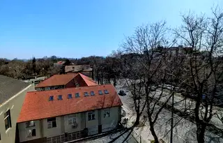 Двустаен апартамент с тераса в Центъра на Бургас до Морската градина