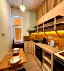 Тристаен апартамент в Център на Бургас с тераса