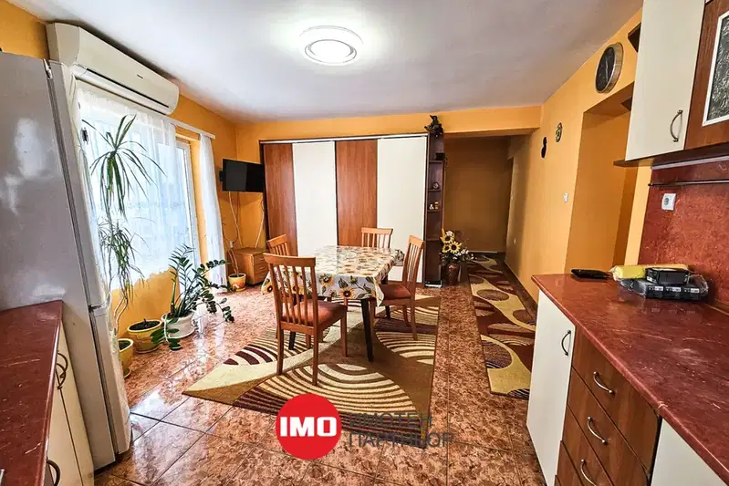 4-bedroom apartment in Burgas, Centyr