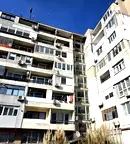 Просторен 4-стаен апартамент в Изгрев, Бургас с две отделни части