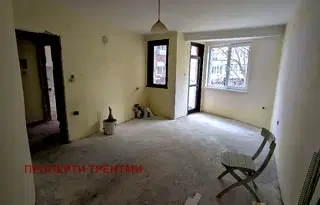Двустаен апартамент в Лазур, Бургас, близо до Морската градина