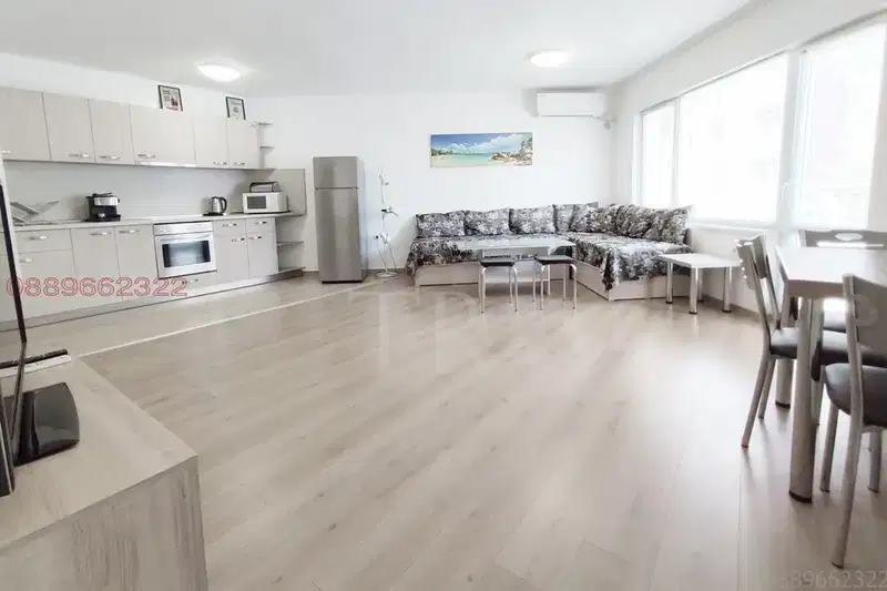 apartment in Burgas, Lazur