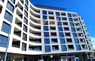 Двустаен апартамент в Мадика, Бургас с асансьор и паркинг