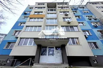 Двустаен апартамент с панорамна гледка в Меден рудник - зона А