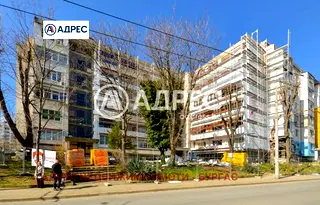 Тристаен апартамент в Меден рудник - зона А, с тераса