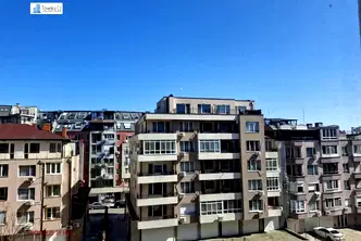 Двустаен апартамент с югоизточно изложение в Меден рудник, Бургас