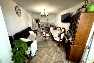 Тристаен апартамент с две тераси в Меден рудник, Бургас