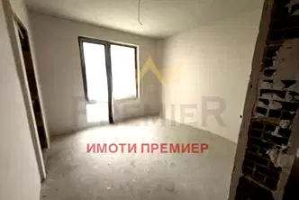 Просторен 3-стаен апартамент в Сарафово, Бургас с паркинг