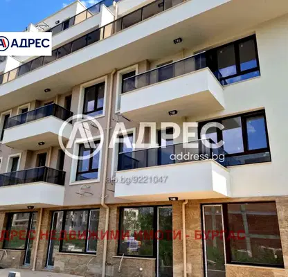 Снимка 3 — Тристаен апартамент в Сарафово с тераса и асансьор