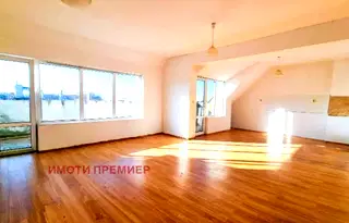 Просторен 1-стаен апартамент с две тераси в кв. Възраждане, Бургас