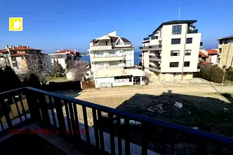 Тристаен апартамент в Бургас, Царево