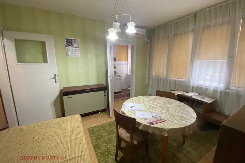апартамент в Добрич, Център