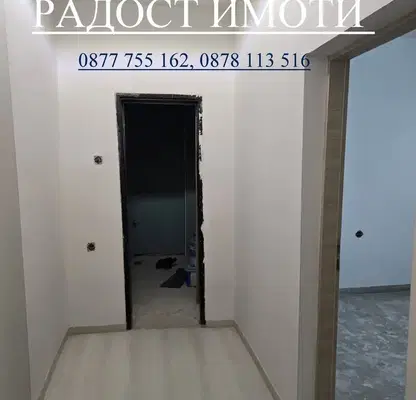 Снимка 2 — Двустаен апартамент в Добрич, Дунавите