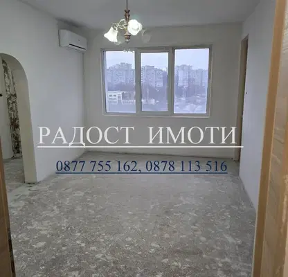 Снимка 4 — Двустаен апартамент в Добрич, Дунавите