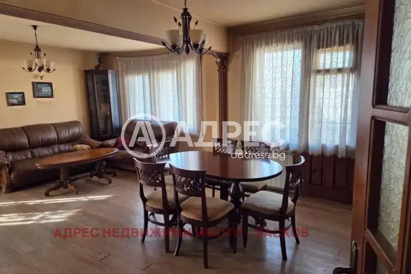 3-bedroom apartment in Haskovo, Uchilishtni