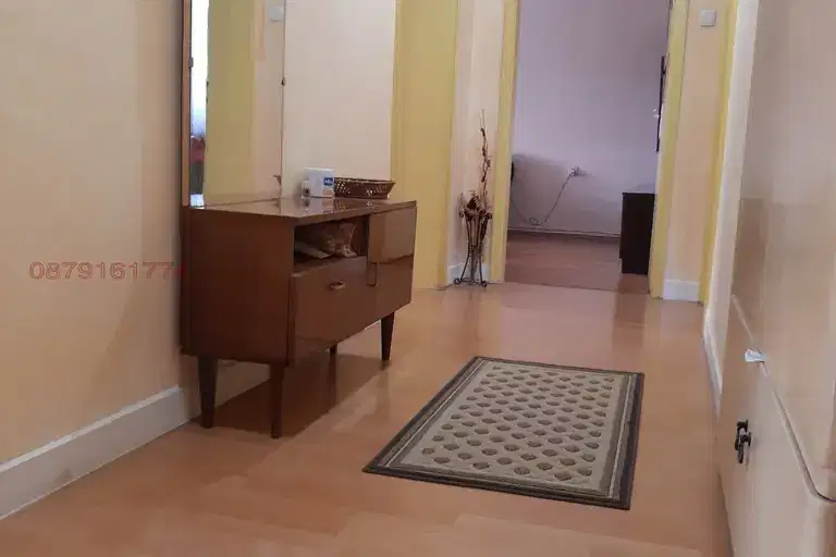 4-bedroom apartment in Oblast Stara Zagora, Kazanlyk