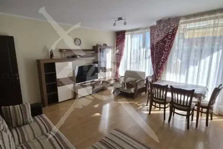 Двустаен апартамент в Бургас, к.к. Слънчев бряг