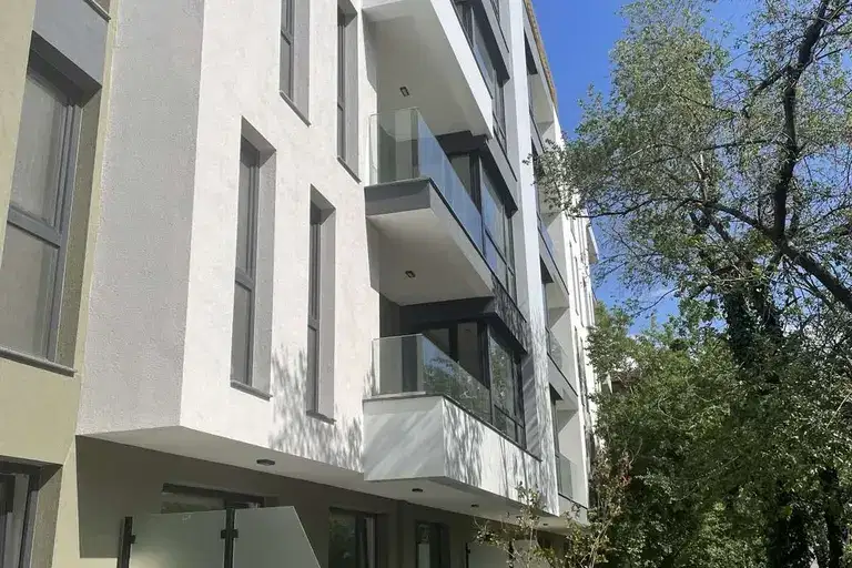апартамент в к.к. Св.Св. Константин и Елена
