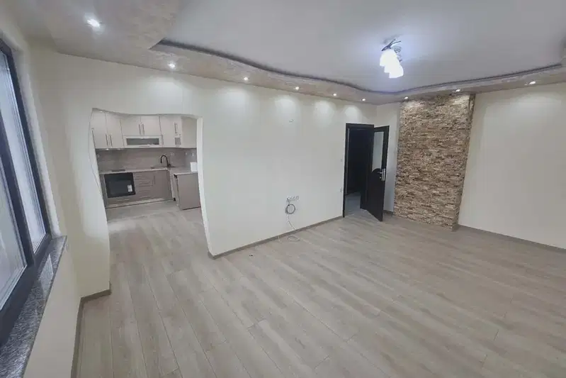 3-bedroom apartment in Kyrdjali, Centyr